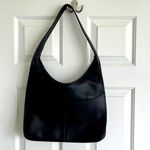 WACOACH black leather shoulder bag